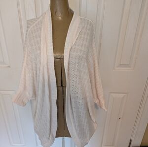 NWT LulaRoe Tracy Cardigan, Cream, Size Small